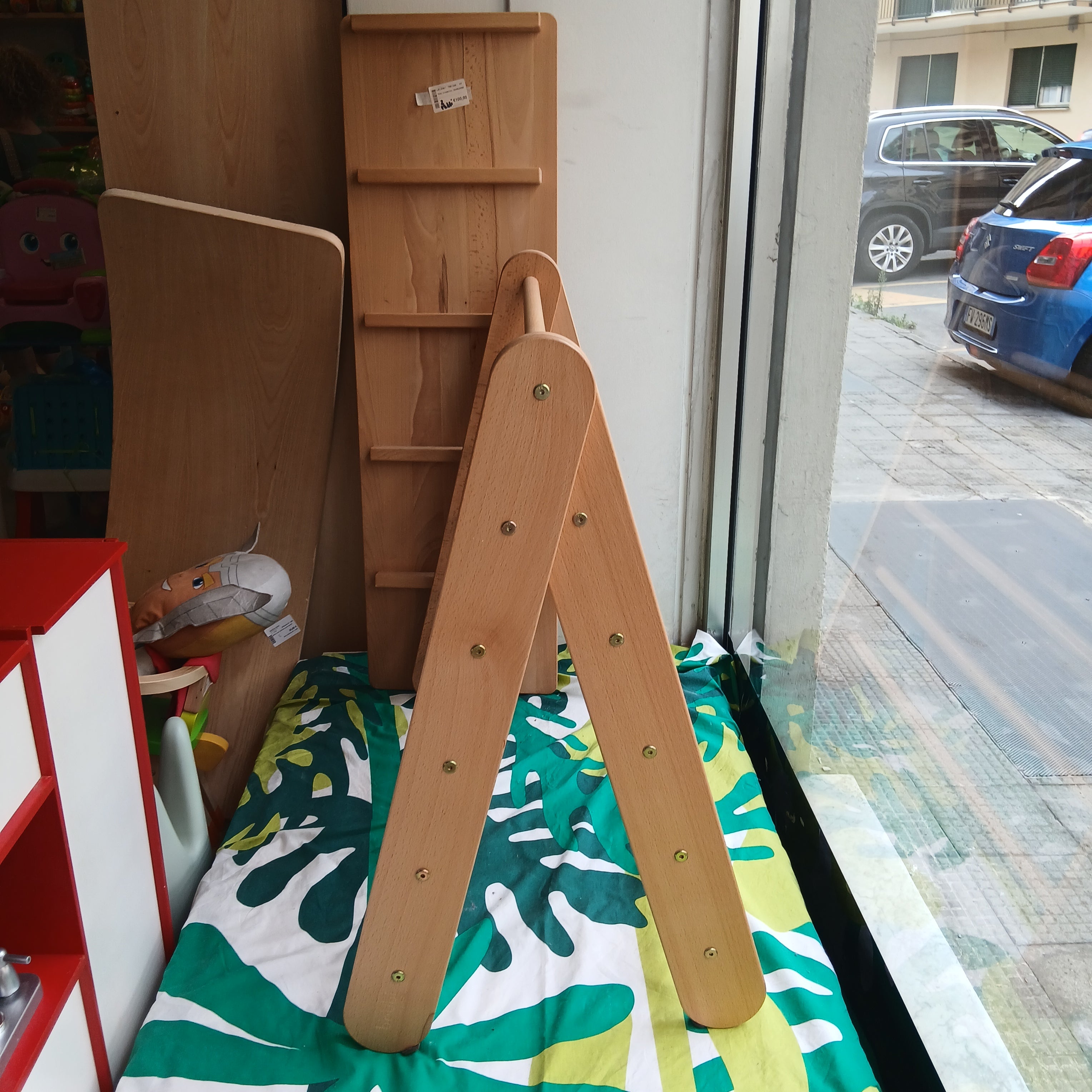 Triangolo Di Pickel Tutto Legno